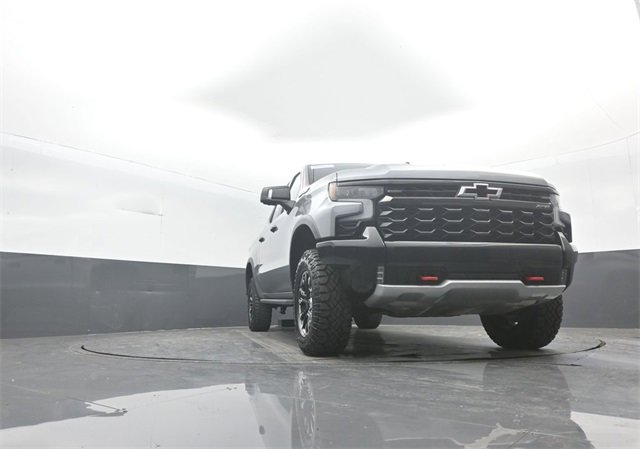 Used 2023 Chevrolet Silverado 1500 ZR2 image 24