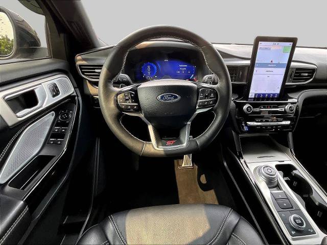 Certified 2023 Ford Explorer ST w/ Technology Package AWD/4WD image 10