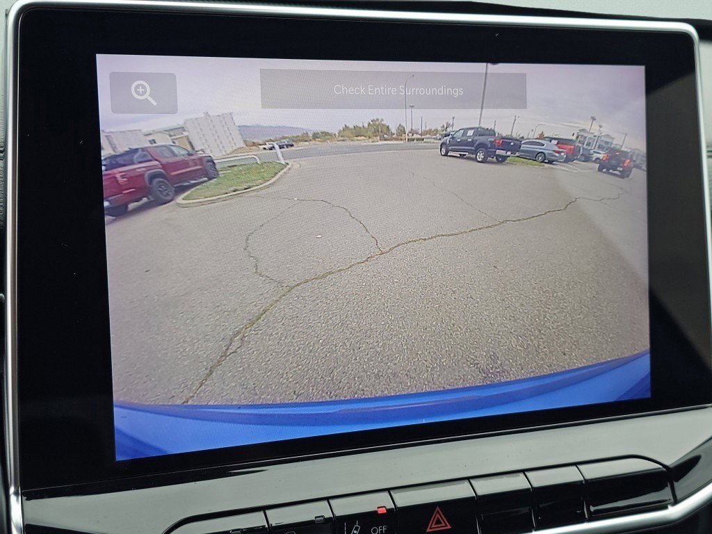 Used 2023 Jeep Compass Latitude image 14