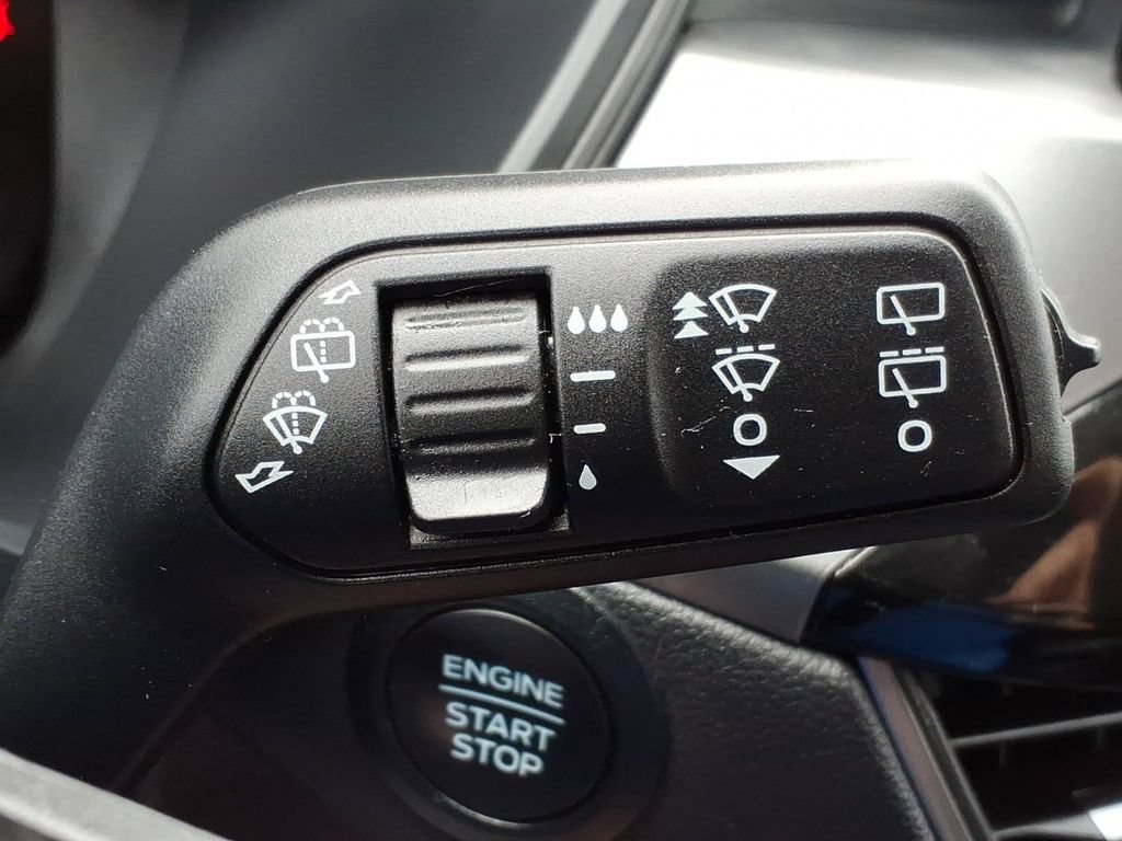 Certified 2023 Ford Escape Active AWD/4WD image 26