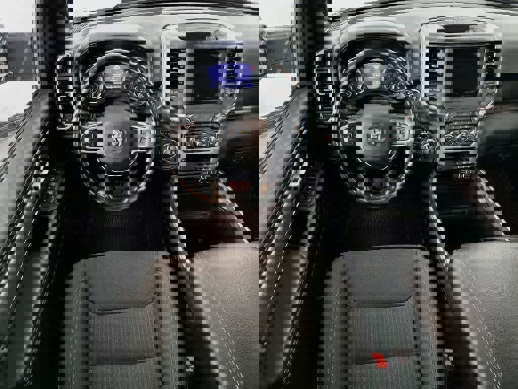 Used 2021 RAM 1500 Big Horn AWD/4WD image 13