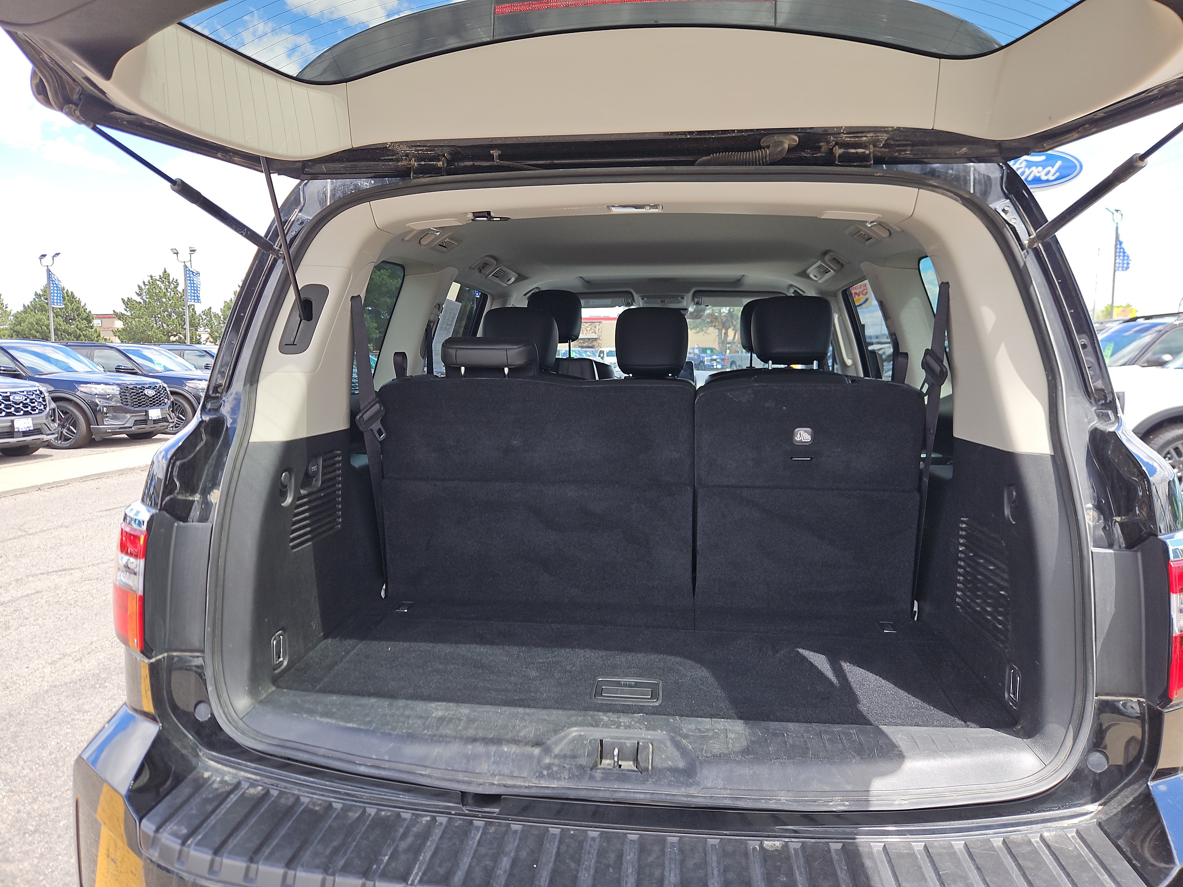 Used 2022 Nissan Armada SL AWD/4WD image 10