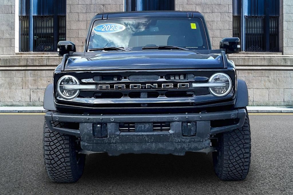 Certified 2023 Ford Bronco Outer Banks w/ Sasquatch Package AWD/4WD image 3