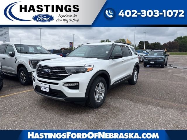 Certified 2022 Ford Explorer XLT w/ Equipment Group 202A AWD/4WD image 1
