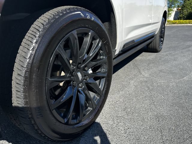 Used 2023 Cadillac Escalade Sport Platinum w/ LPO, ONYX Package AWD/4WD image 12