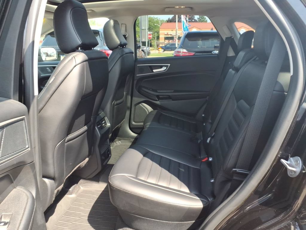 Certified 2024 Ford Edge SEL w/ Convenience Package AWD/4WD image 10