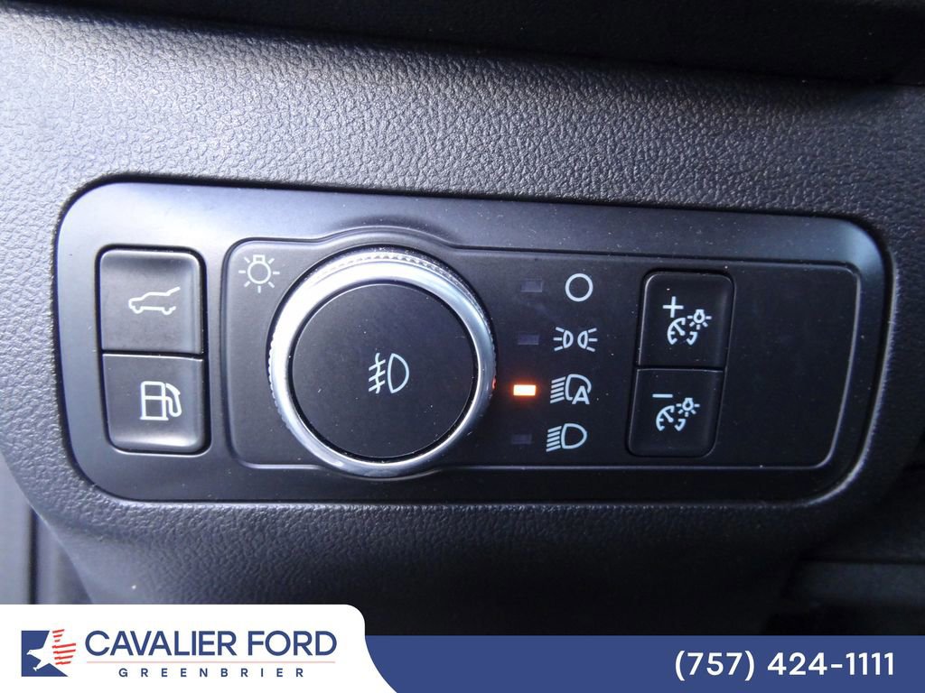 Certified 2021 Ford Escape SEL w/ Technology Package FWD image 17