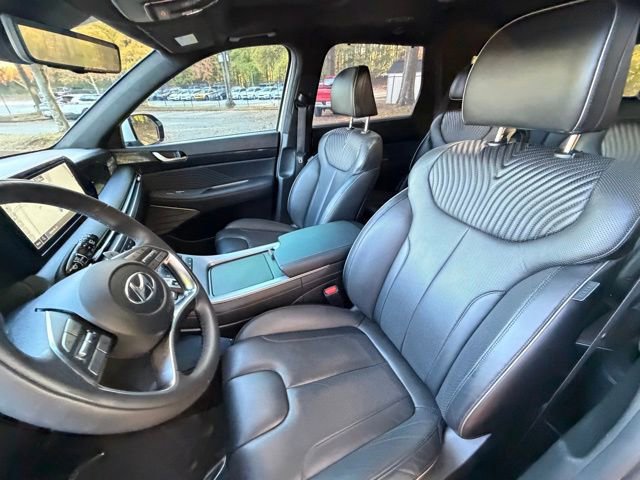 Used 2023 Hyundai Palisade Calligraphy image 16