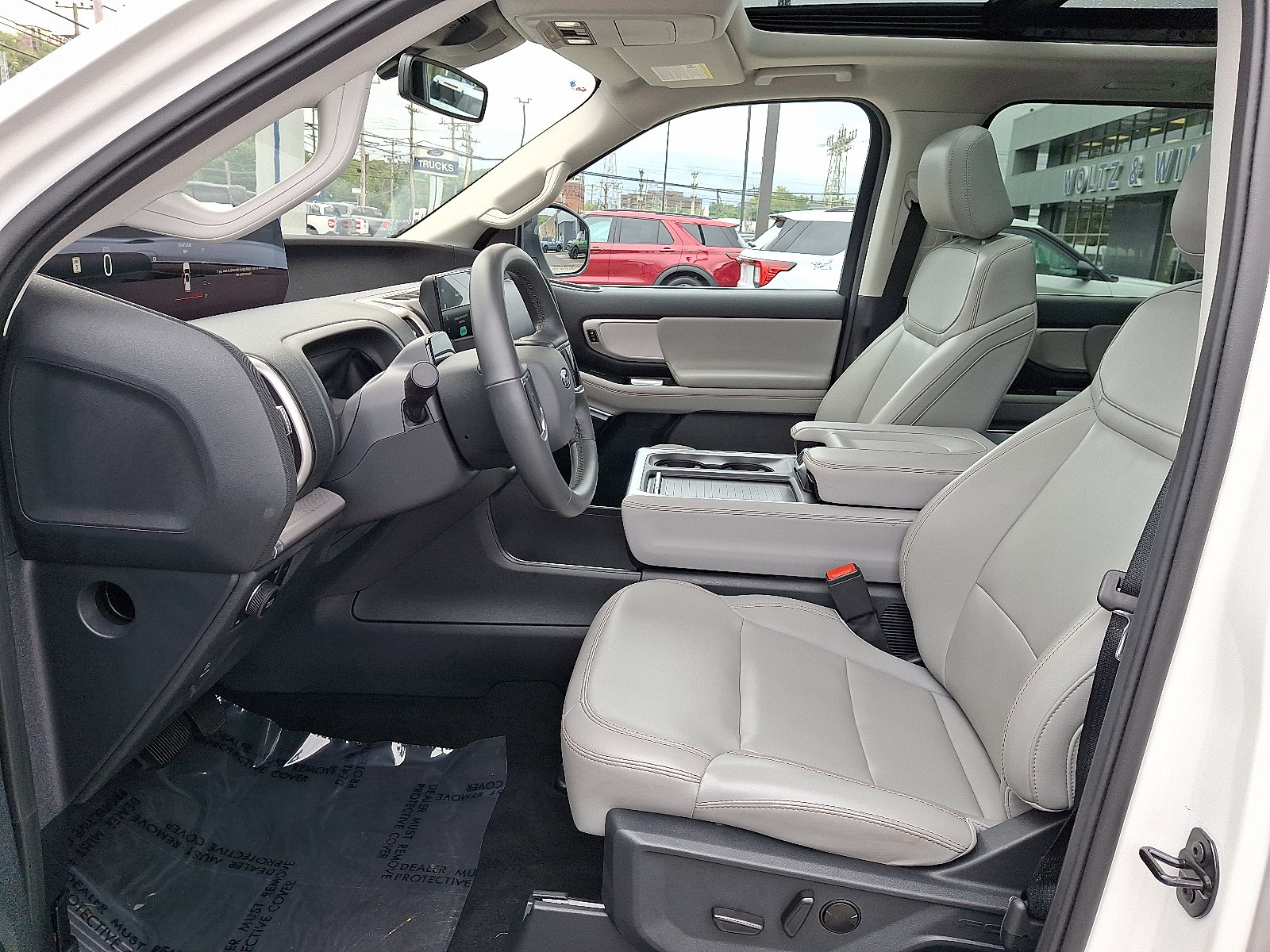Certified 2025 Ford Expedition Active AWD/4WD image 14