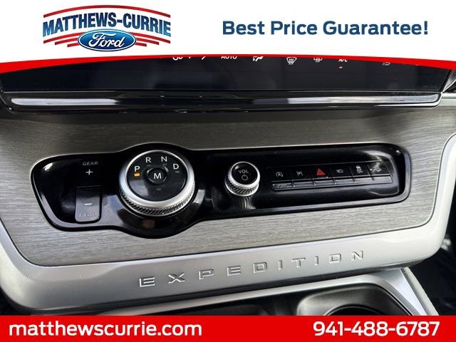 Certified 2025 Ford Expedition Max Platinum image 22