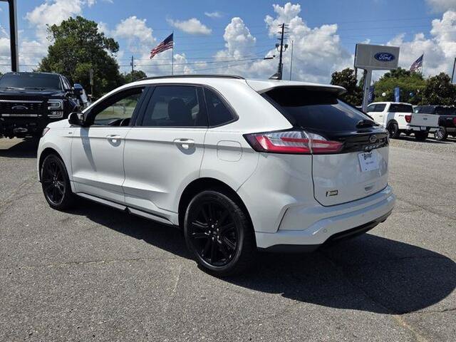 Certified 2022 Ford Edge ST-Line AWD/4WD image 9