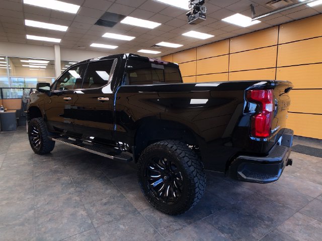 Used 2021 Chevrolet Silverado 1500 High Country w/ Technology Package AWD/4WD image 5