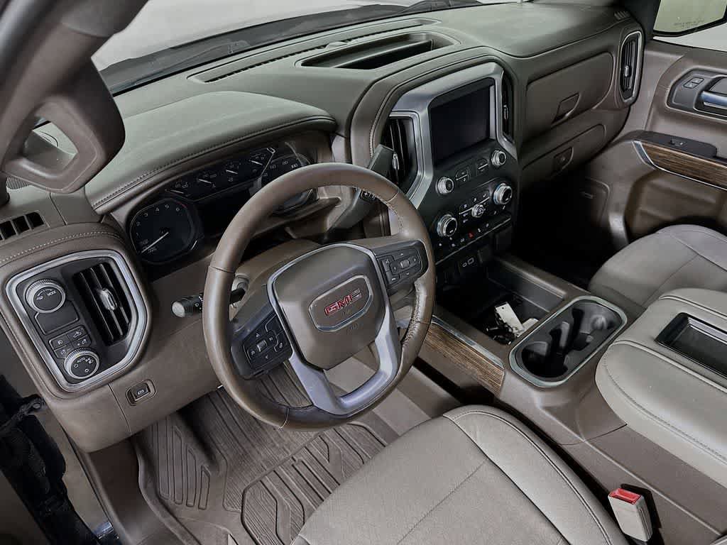 Used 2020 GMC Sierra 1500 Elevation w/ Elevation Value Package RWD image 2
