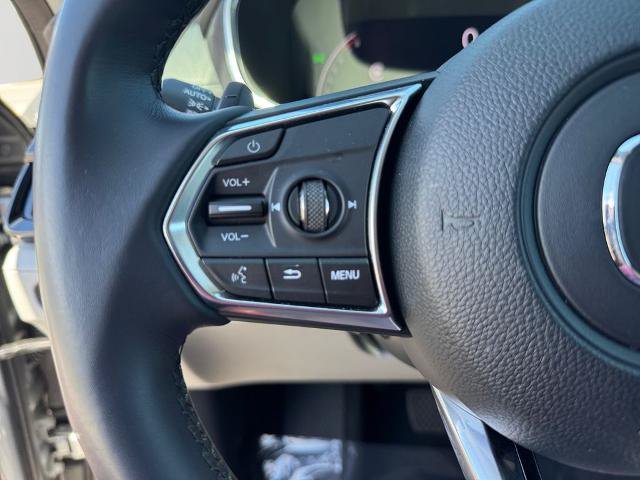 Used 2025 Acura MDX SH-AWD w/ Technology Package image 19
