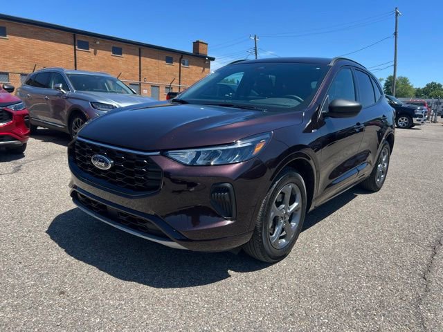 Certified 2023 Ford Escape ST-Line w/ Tech Pack #1 AWD/4WD image 27