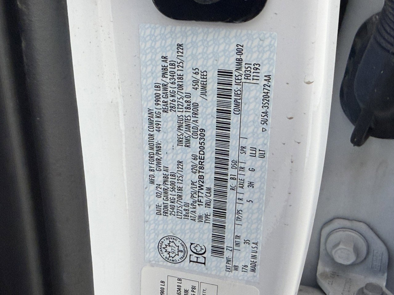 Certified 2024 Ford F250 XLT AWD/4WD image 23