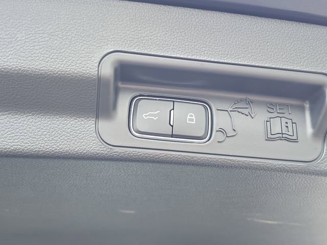 Certified 2024 Ford Explorer XLT w/ Equipment Group 202A image 10