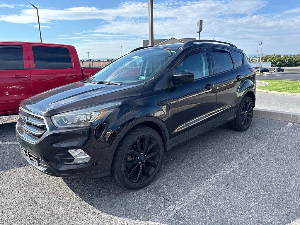Certified 2019 Ford Escape SE AWD/4WD image 2