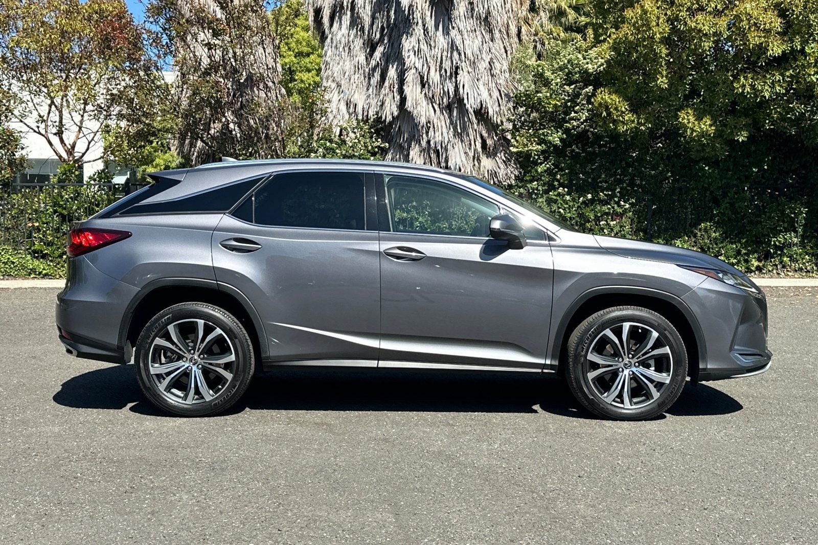 Used 2021 Lexus RX 350 FWD w/ Premium Package image 2