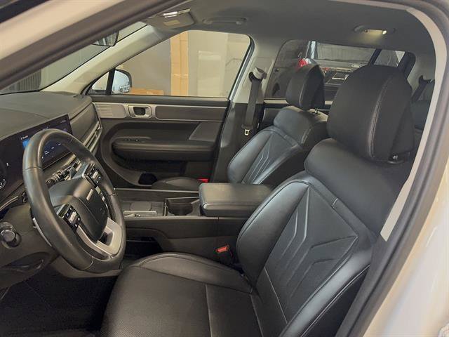 Used 2024 Hyundai Santa Fe SEL AWD/4WD image 11