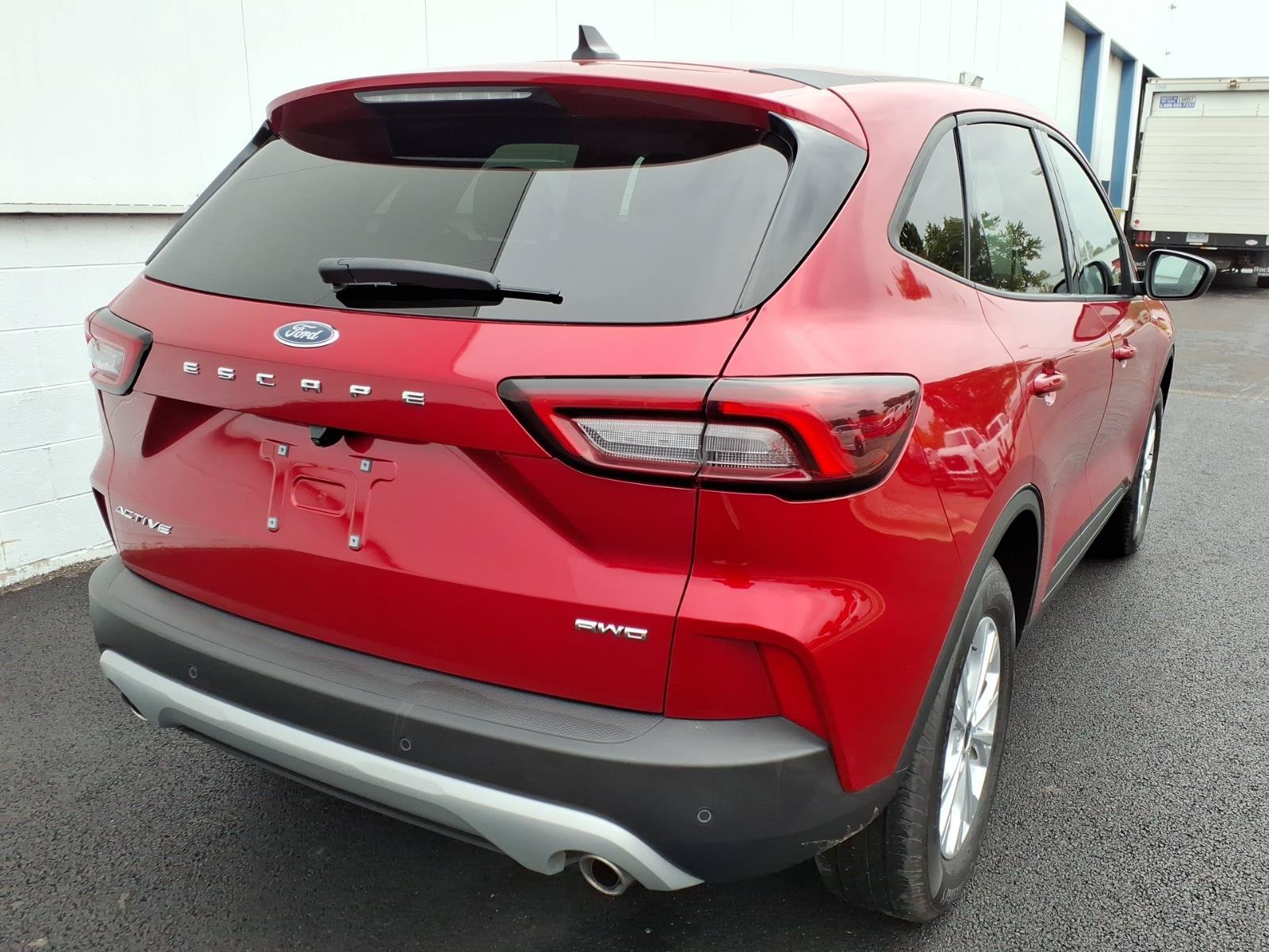 Certified 2025 Ford Escape Active w/ Tech Pack #1 AWD/4WD image 6