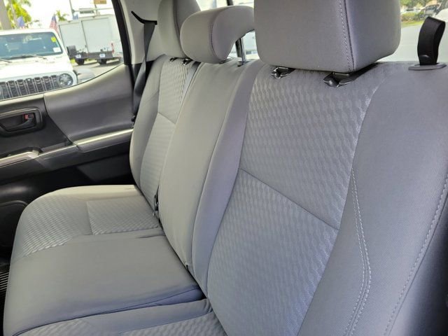 Used 2022 Toyota Tacoma SR5 w/ Technology Package RWD image 12