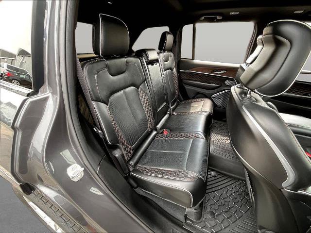 Used 2022 Jeep Grand Cherokee Summit AWD/4WD image 27