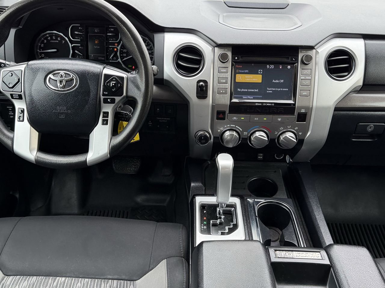 Used 2018 Toyota Tundra SR5 w/ SR5 Upgrade Package AWD/4WD image 9