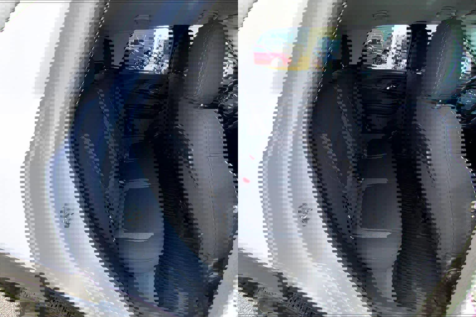 Used 2021 Chevrolet TrailBlazer LT w/ Convenience Package image 20