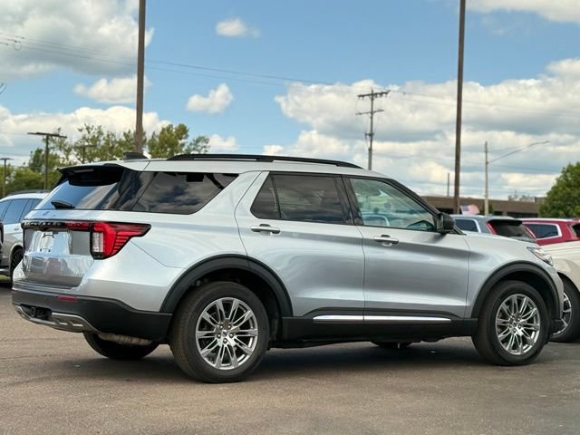 Certified 2025 Ford Explorer Active w/ Active Comfort Package AWD/4WD image 35