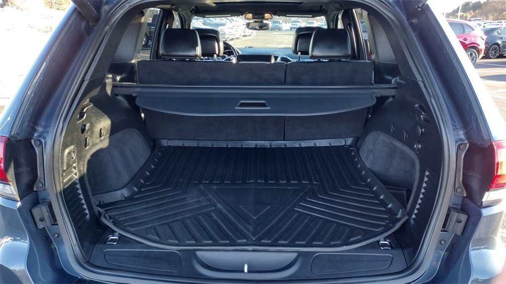 Used 2020 Jeep Grand Cherokee Limited X image 24