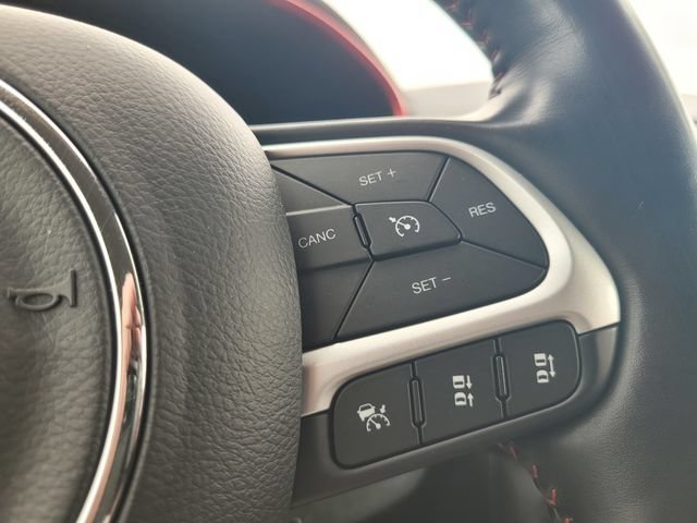 Used 2021 Jeep Compass Trailhawk w/ Convenience Group AWD/4WD image 27