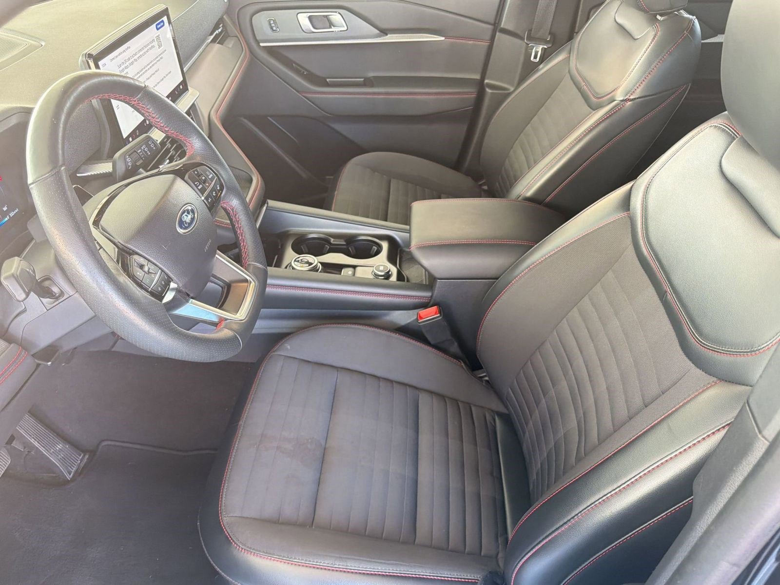Certified 2025 Ford Explorer ST-Line w/ ST-Line Street Pack AWD/4WD image 5