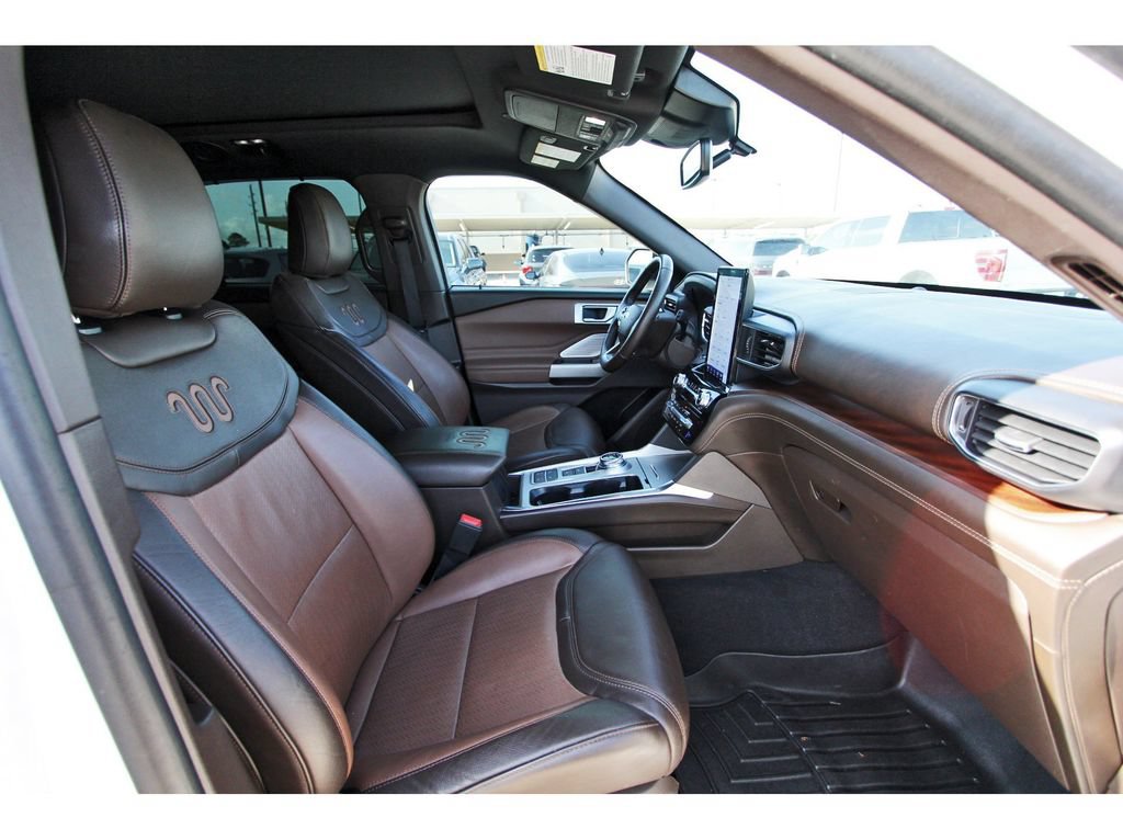 Certified 2023 Ford Explorer King Ranch w/ Technology Package RWD image 28