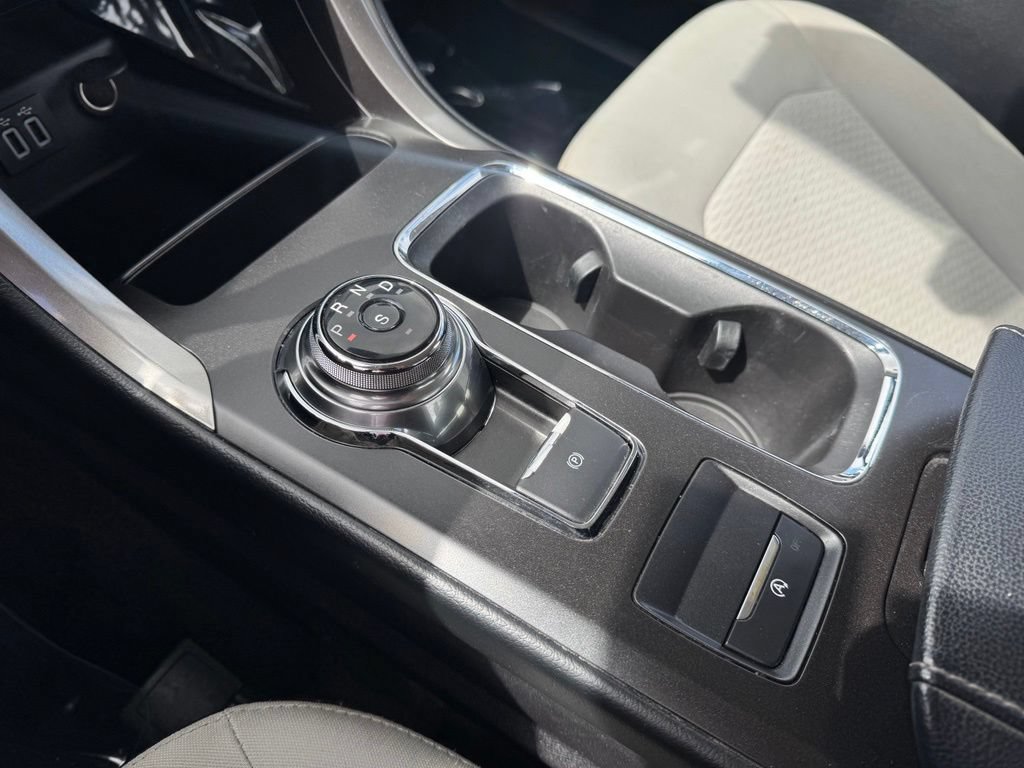 Certified 2019 Ford Fusion SE w/ Equipment Group 151A FWD image 19
