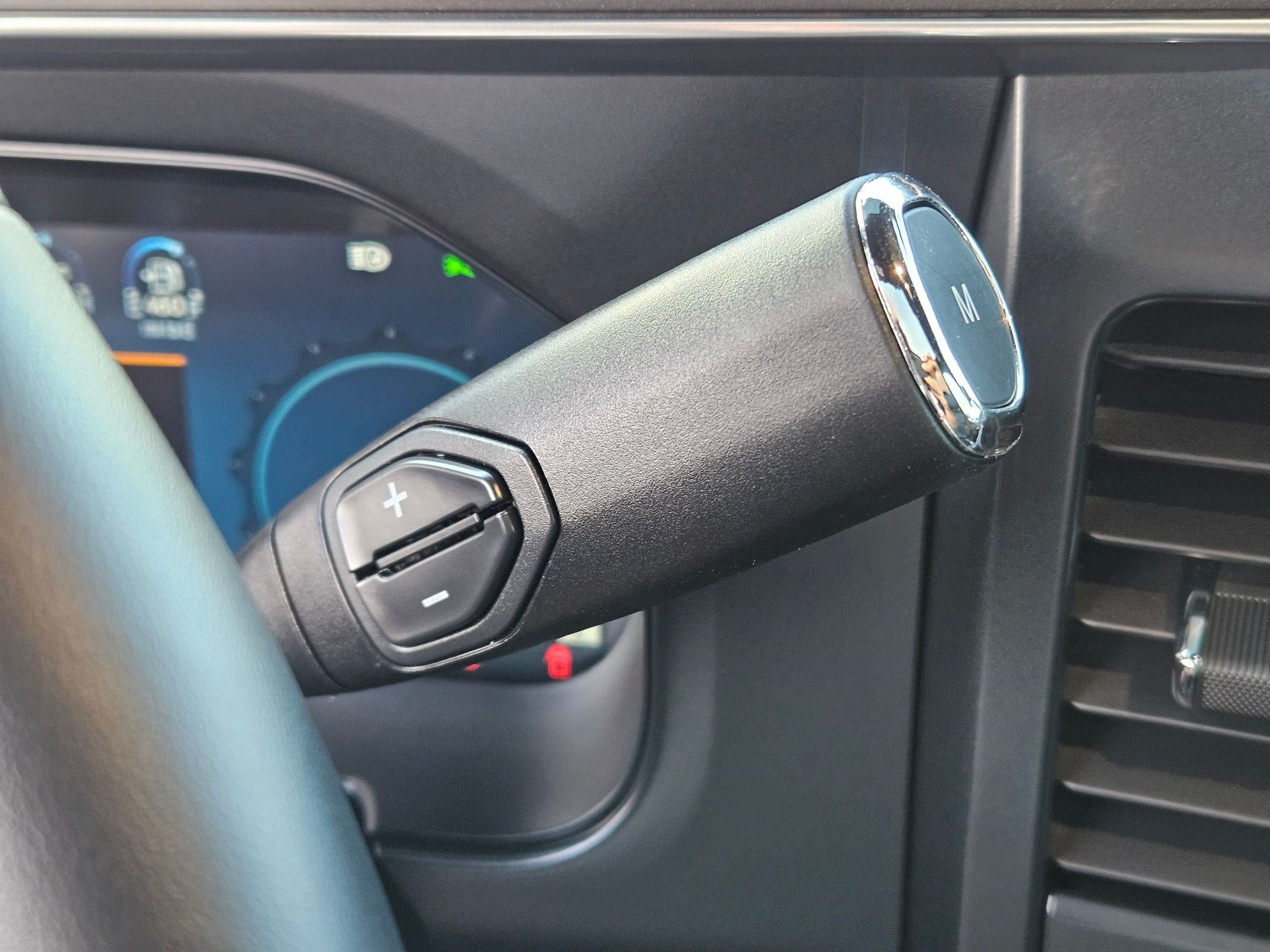 Certified 2025 Ford F250 Platinum AWD/4WD image 29