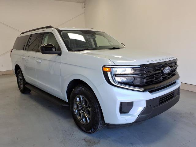 Certified 2025 Ford Expedition Max Active RWD image 1