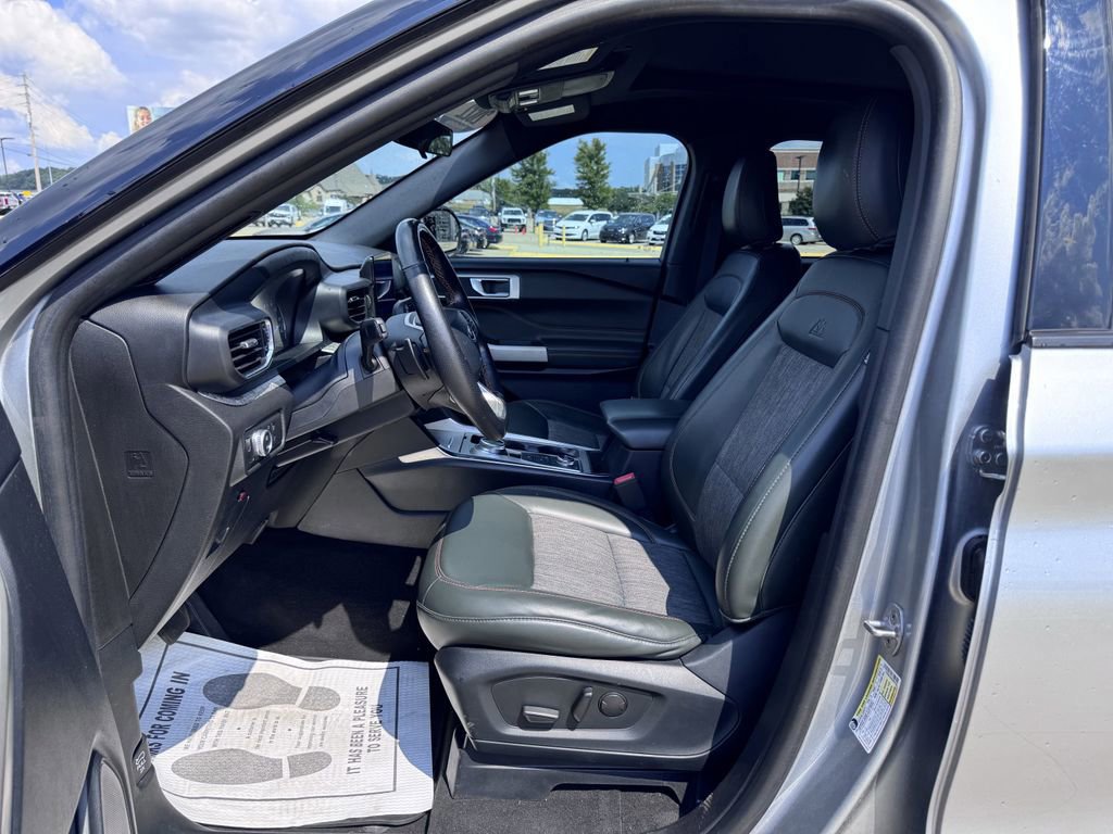 Certified 2022 Ford Explorer Timberline image 9