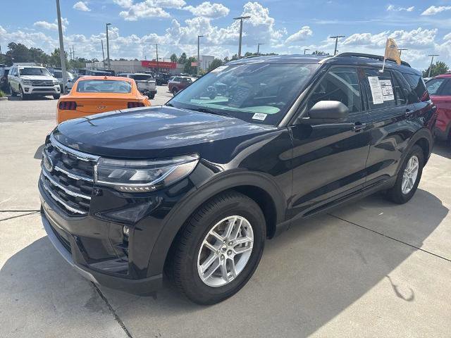 Certified 2026 Ford Explorer Active w/ Active Comfort Package RWD image 3
