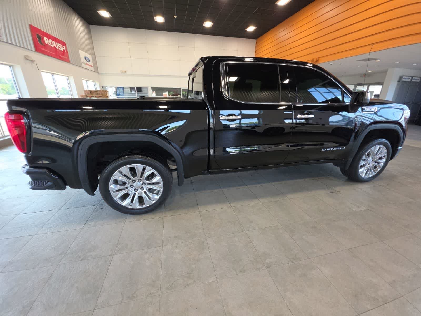 Used 2020 GMC Sierra 1500 Denali w/ Denali Ultimate Package AWD/4WD image 6