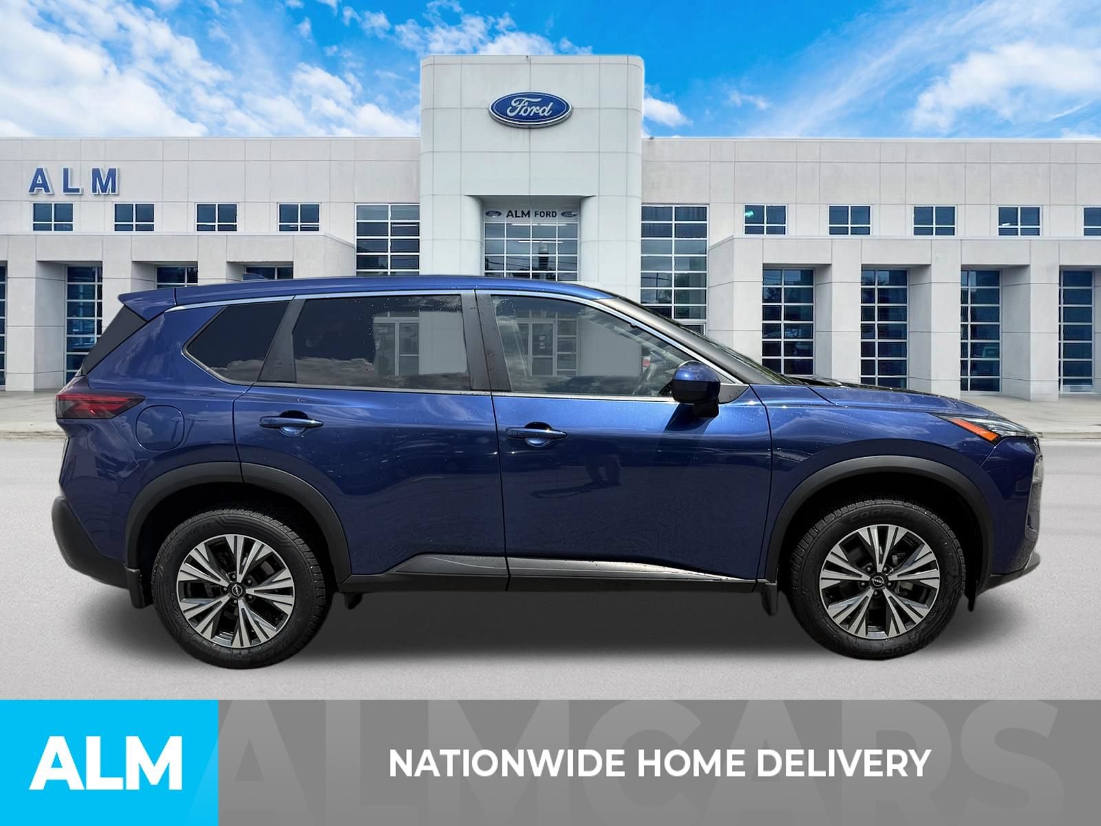 Used 2023 Nissan Rogue SV AWD/4WD image 4