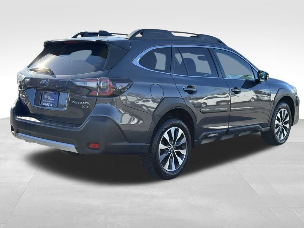 Used 2023 Subaru Outback Limited XT image 6