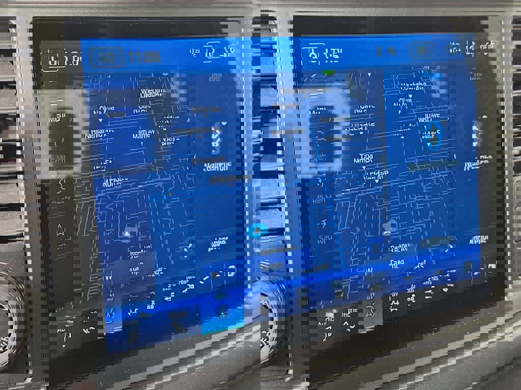 Certified 2022 Ford F150 XLT w/ Equipment Group 302A High image 28