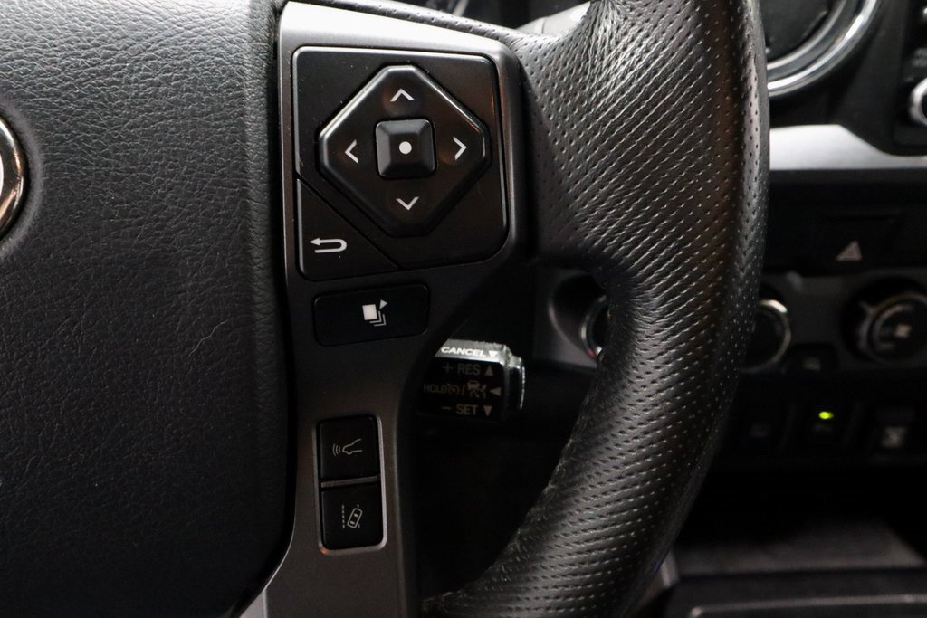 Used 2020 Toyota Tacoma TRD Off-Road image 29