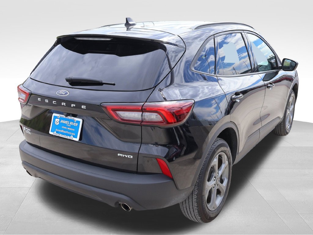 Certified 2025 Ford Escape ST-Line AWD/4WD image 6