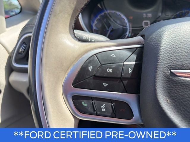 Used 2017 Chrysler Pacifica Limited FWD image 20