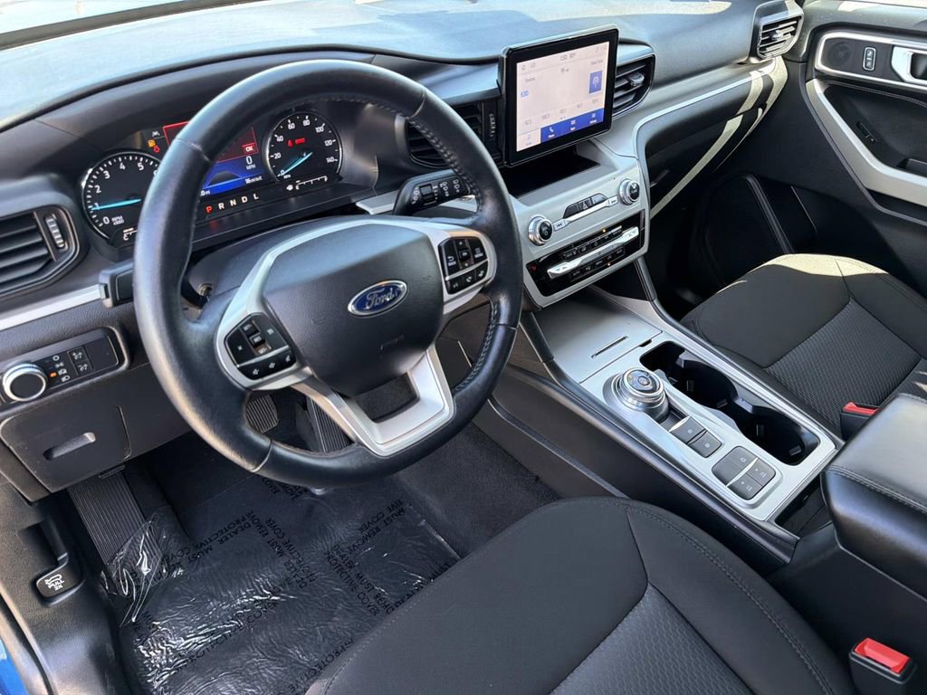 Certified 2022 Ford Explorer XLT image 8