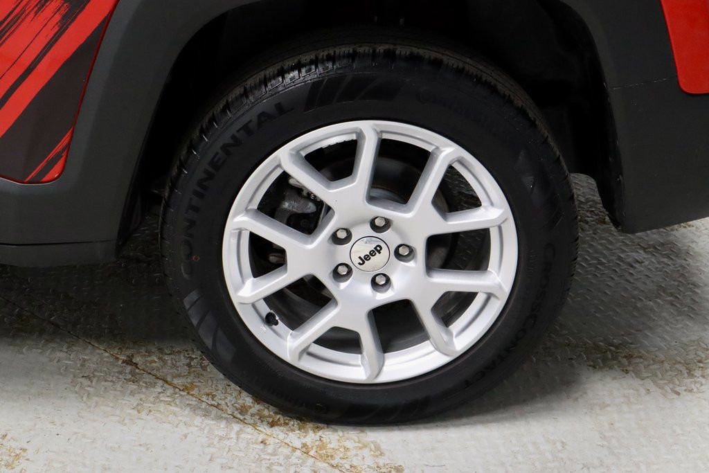 Used 2023 Jeep Renegade Latitude image 19