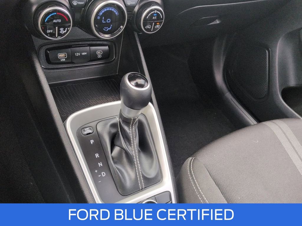 Used 2024 Hyundai Venue SEL FWD image 16