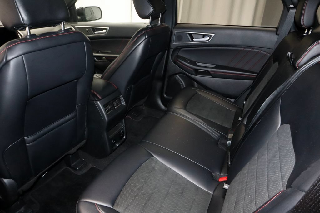 Certified 2024 Ford Edge ST-Line AWD/4WD image 21